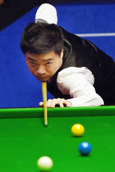 队战术进行 队战术进行